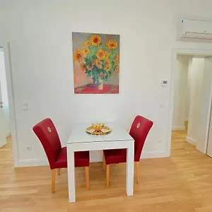 Steiner Residences Reumannplatz Bécs