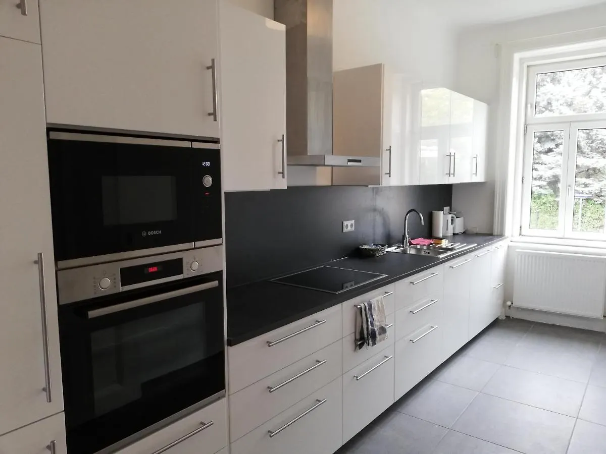 Central Living Apartments - Schoenbrunn Vienna