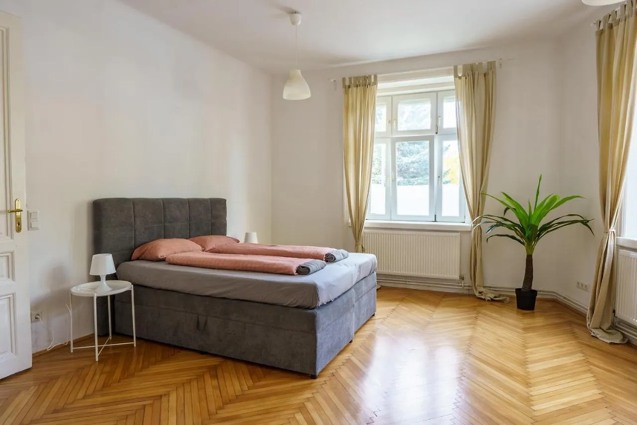 Central Living Apartments - Schoenbrunn Vienna