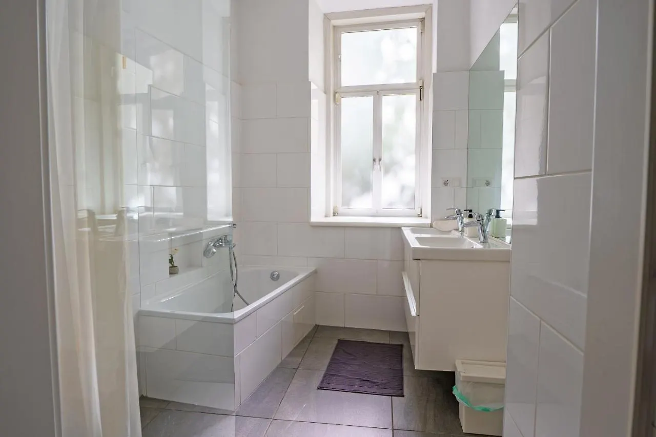 Central Living Apartments - Schoenbrunn Vienna