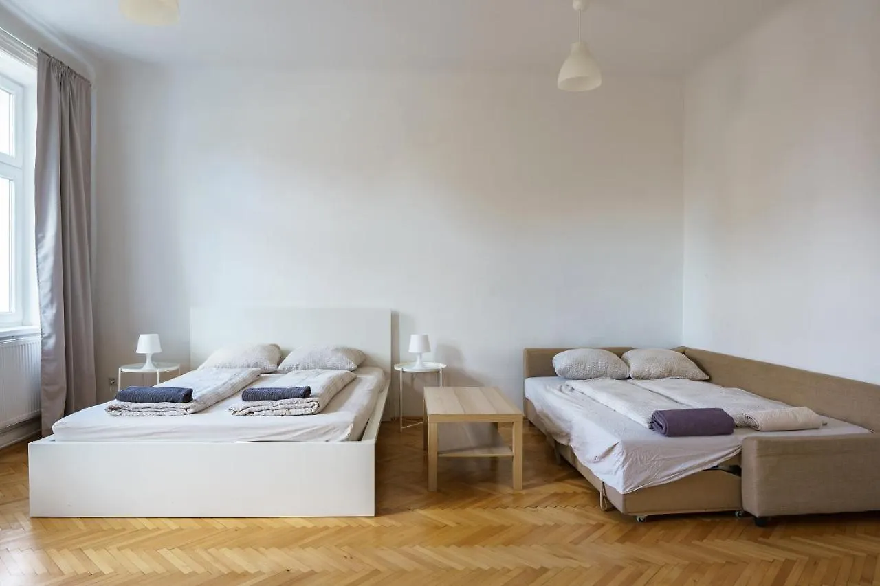 Central Living Apartments - Schoenbrunn Vienna