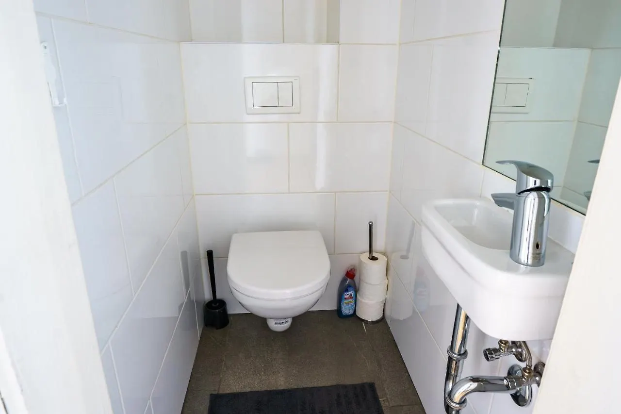 Central Living Apartments - Schoenbrunn Vienna 0*,